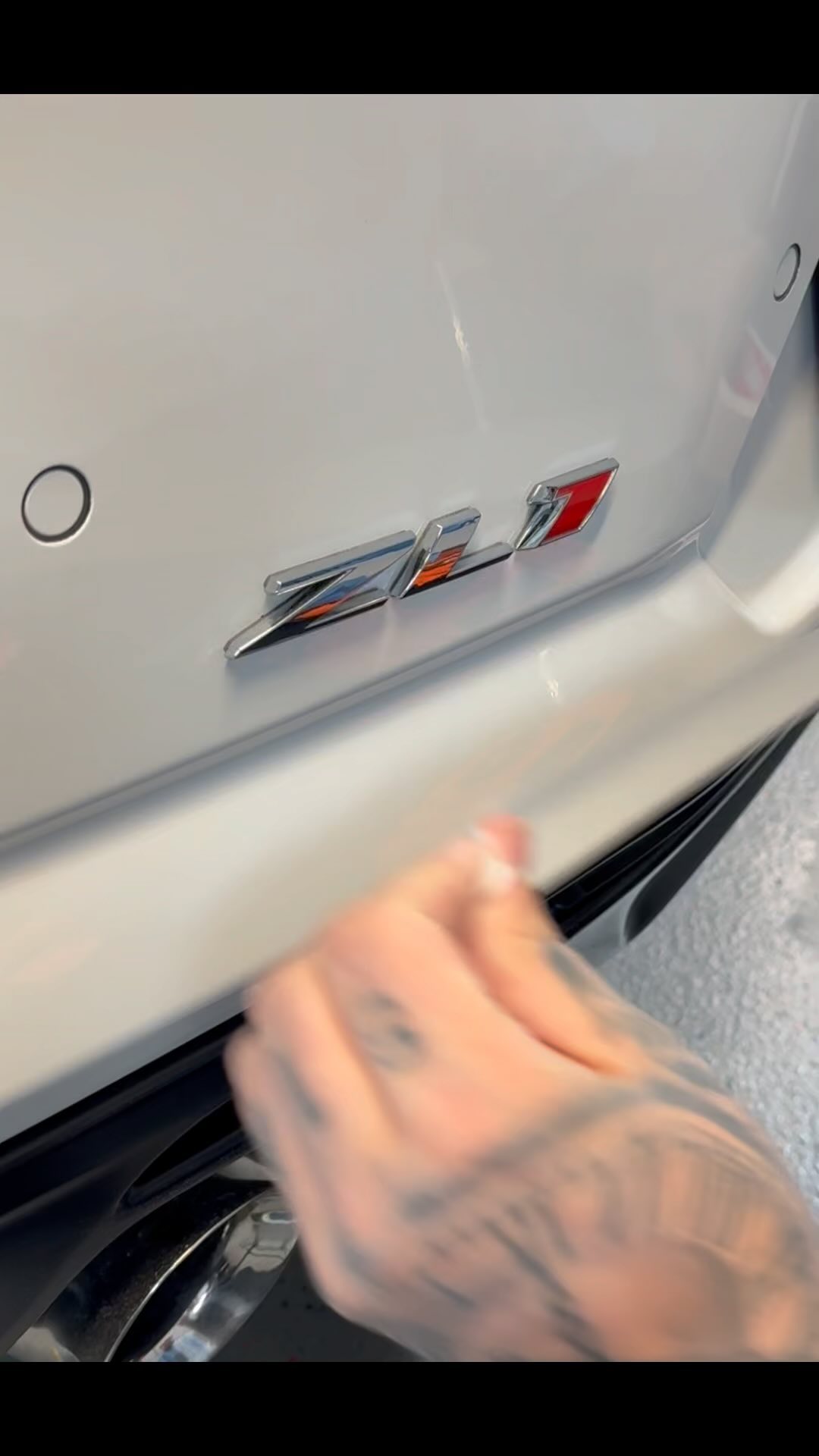 Howto Embleme tauschen
- Schablone für die perfekte Position -
Bock auf Farbe? schreib uns …
Follow @kloster_industries
-
Für mehr folgt @kloster_industries
🌍 www.Kloster-Industries.de
️ 0176/32789132
Info@kloster-industries.de